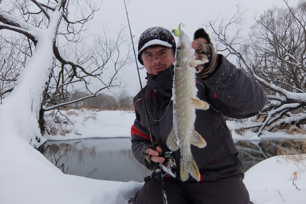 ловля щуки зимой